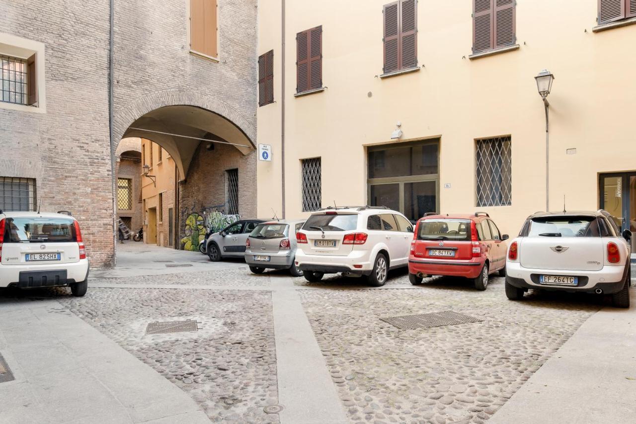 Lo Scrigno Delle 2 Torri! Nel Cuore Del Centro, Vicino A Via Rizzoli Bolonia Exterior foto